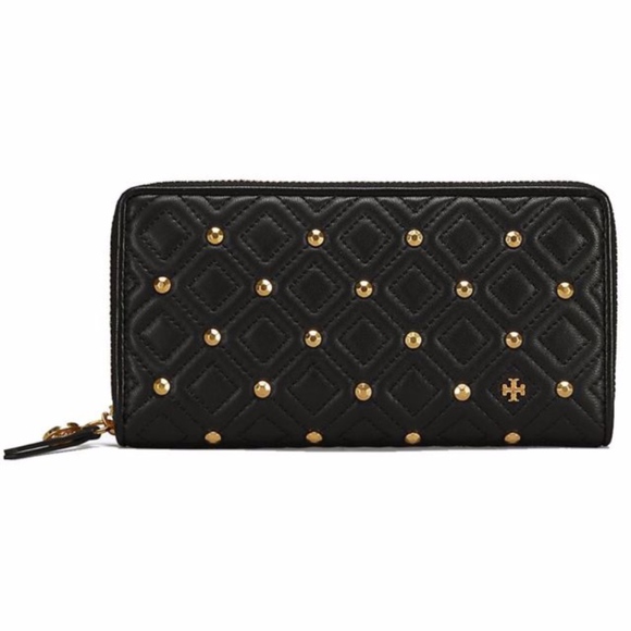 Tory Burch Handbags - Tory Burch Fleming Leather Stud Quilted Zip